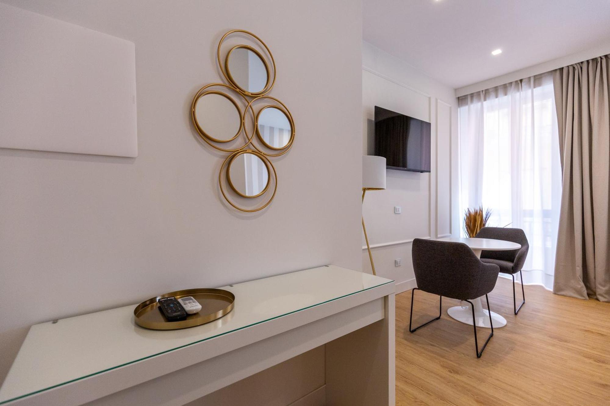 Casa Lounge Costituzione Hotell Cagliari Exteriör bild