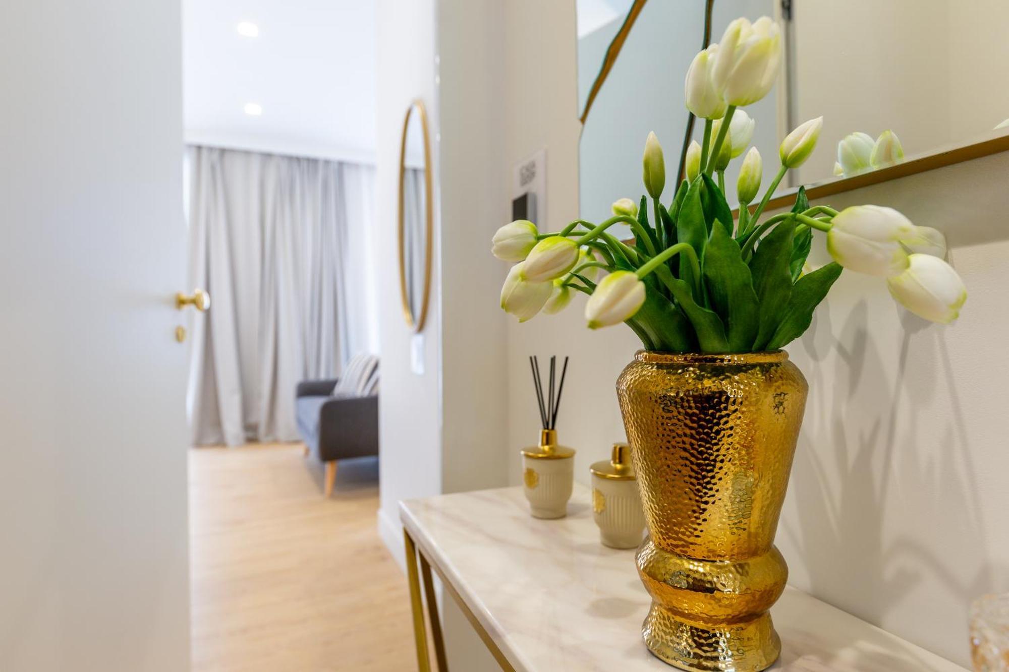 Casa Lounge Costituzione Hotell Cagliari Exteriör bild