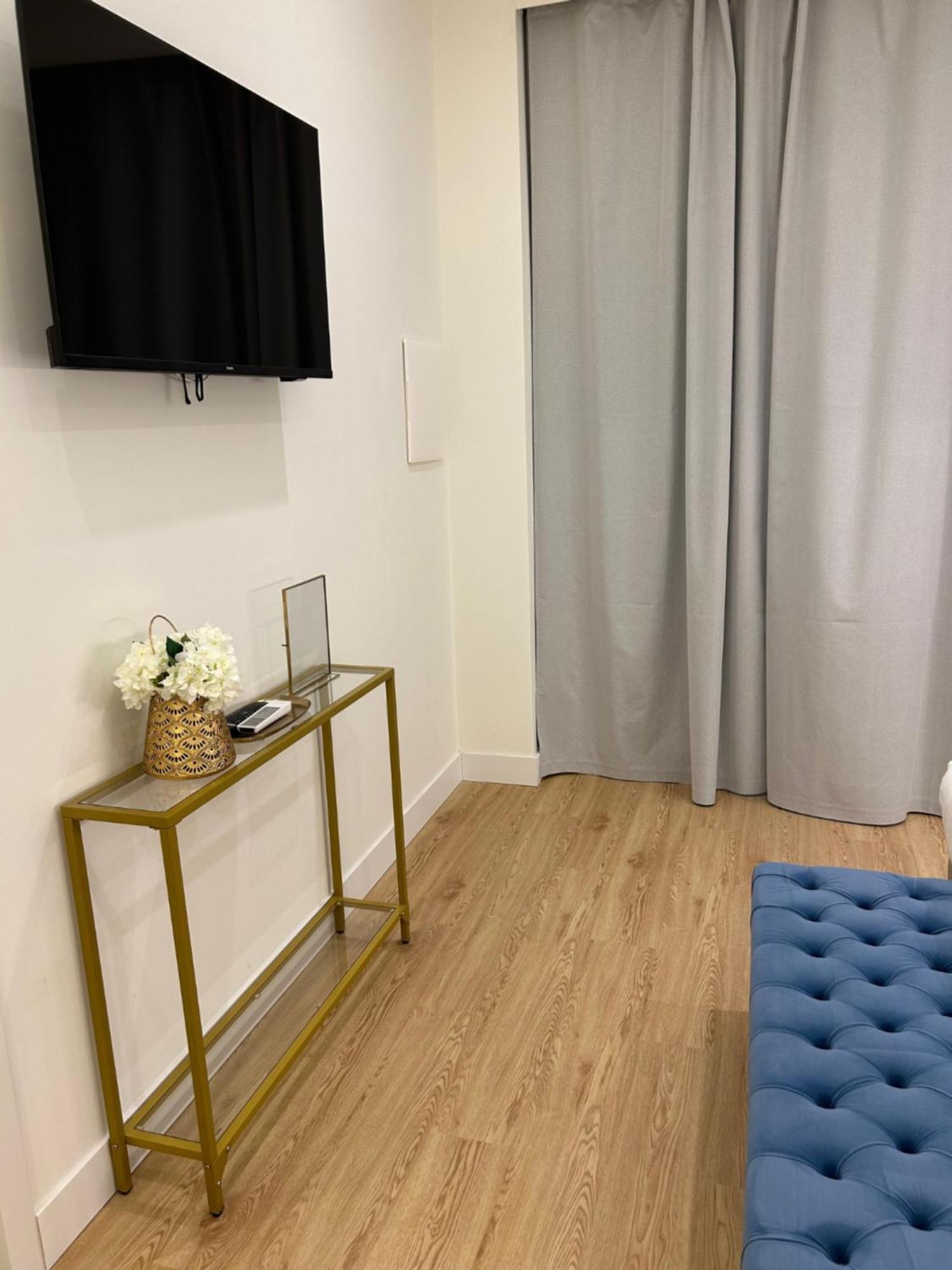Casa Lounge Costituzione Hotell Cagliari Exteriör bild