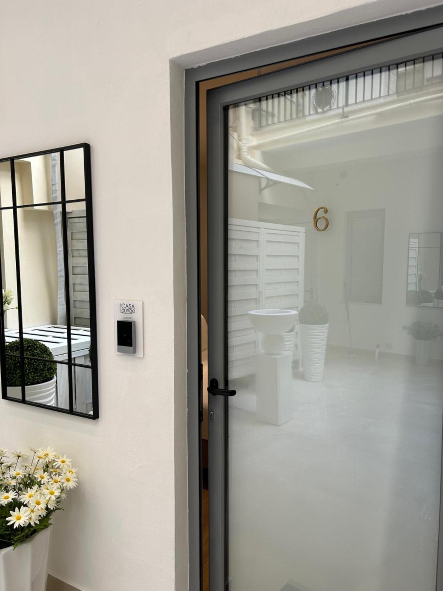 Casa Lounge Costituzione Hotell Cagliari Exteriör bild