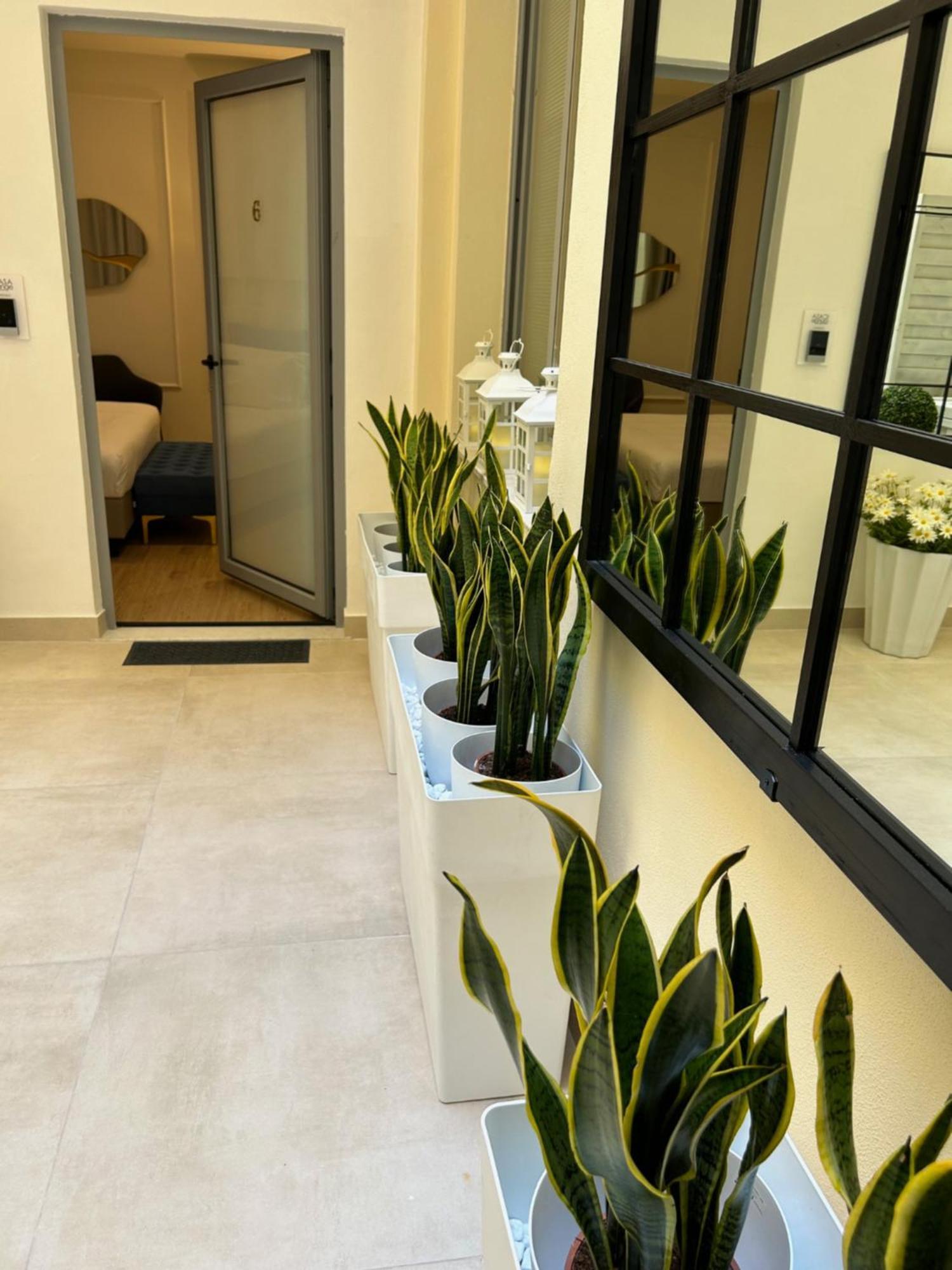 Casa Lounge Costituzione Hotell Cagliari Exteriör bild
